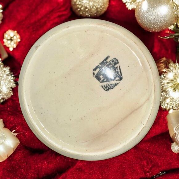 Vintage Strawberry The House of Webster Ceramic Canister/Cookie Jar with Lid!! - Picture 7 of 7